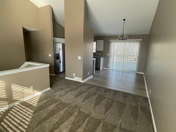 5th image of 7932 Curtis Ave