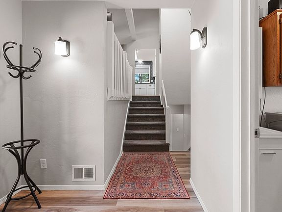 3rd image of 641 E Walnut Pl