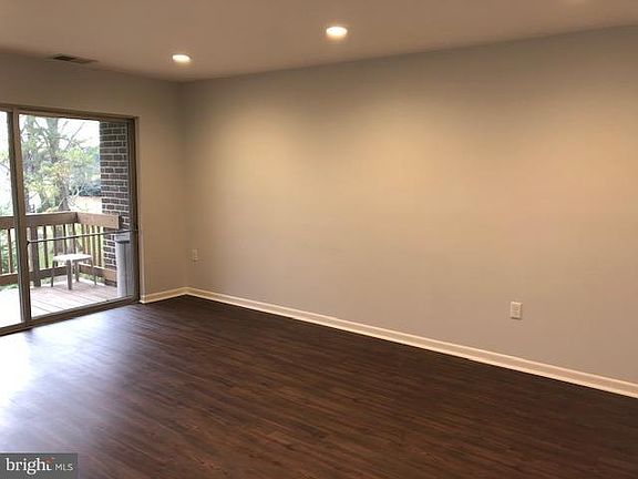 5th image of 5025 Green Mountain Cir Unit 6