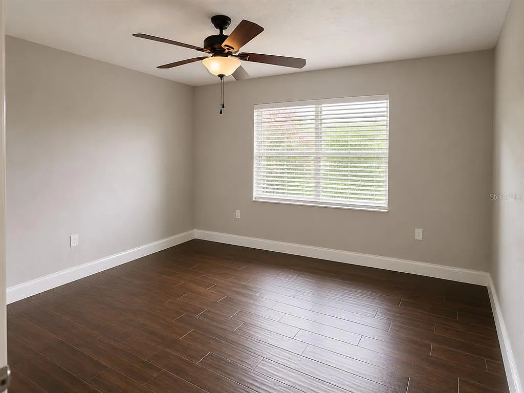 2 bed, 2.0 bath, 1040 sqft, $1,900 — Photo 4