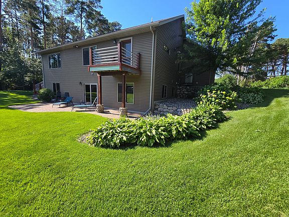 3rd image of 920 Isaac Rd NW