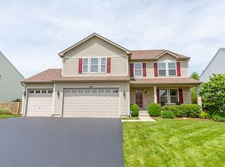 1196 Pattee Ave, Elburn, IL 60119