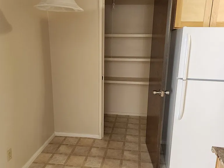 4510 Logan Way — Photo 5