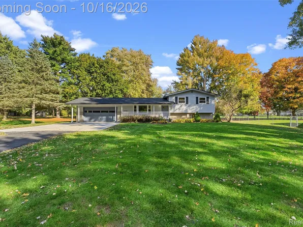 2052 N Vassar Rd, Davison, MI 48423