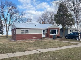 106 High St, Drake, ND 58736