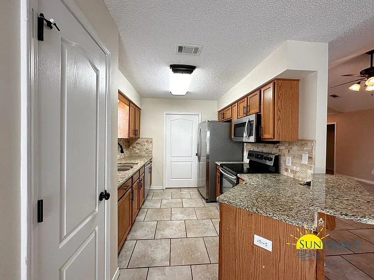 634 Jerrells Ave — Photo 4