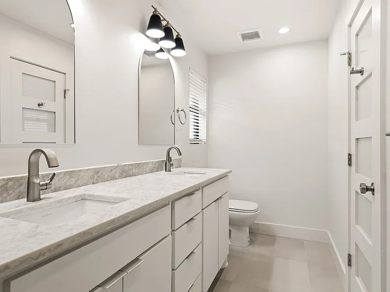 7537 Brentcove Cir — Photo 11
