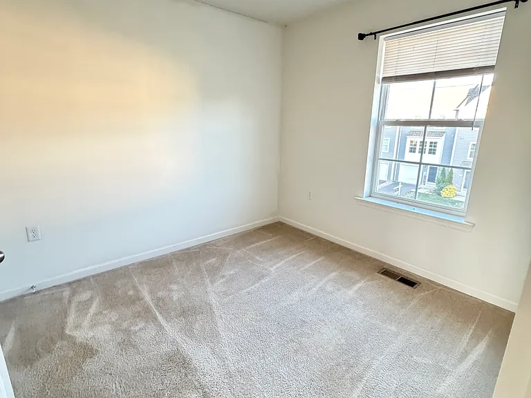 100 Cecily Way — Photo 14