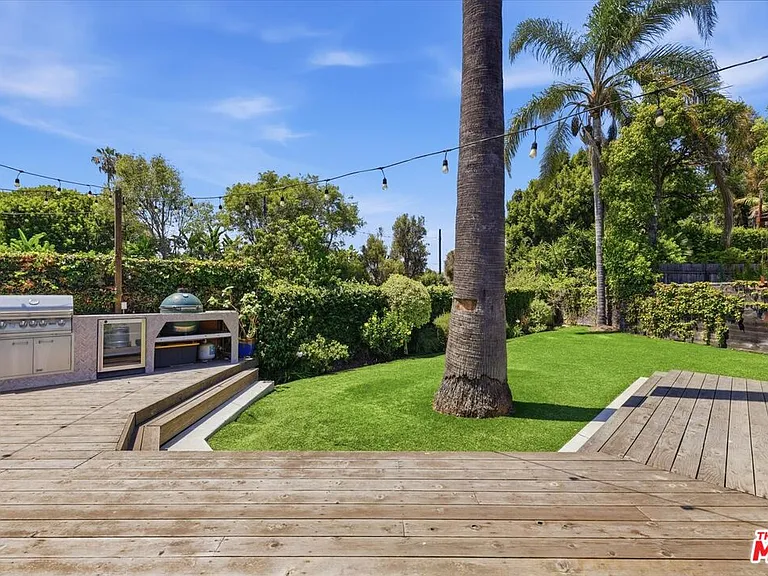 3240 Tilden Ave — Photo 56