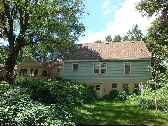 2nd image of 18119 Kettle River Blvd NE