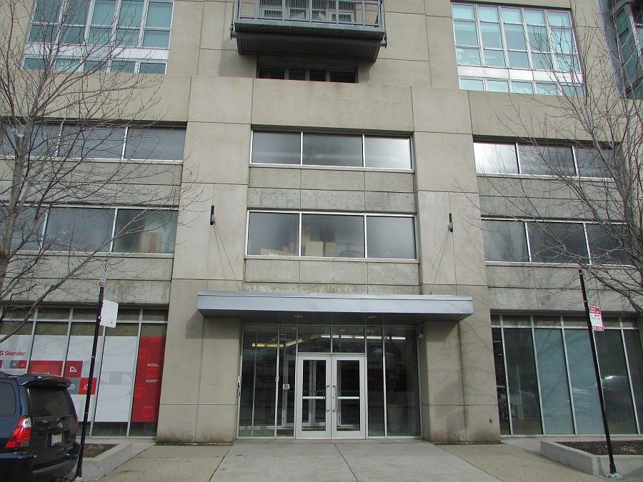 1st image of 1000 W Leland Ave APT 12E
