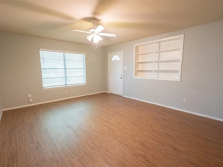 5101 Locke Ave — Photo 9