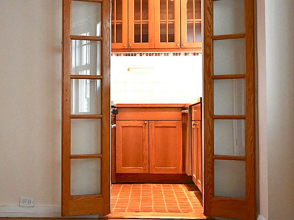 4th image of 299 W 12th St APT 8B