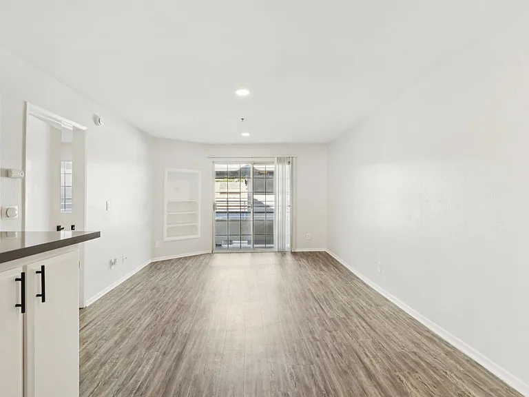 4378 Sepulveda Blvd — Photo 16