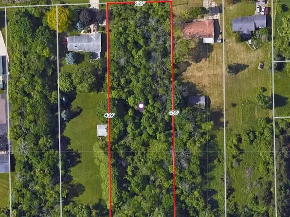 2464 E Stanley Rd, Davison, MI 48423