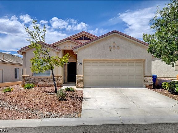 2nd image of 3249 Robins Creek Pl