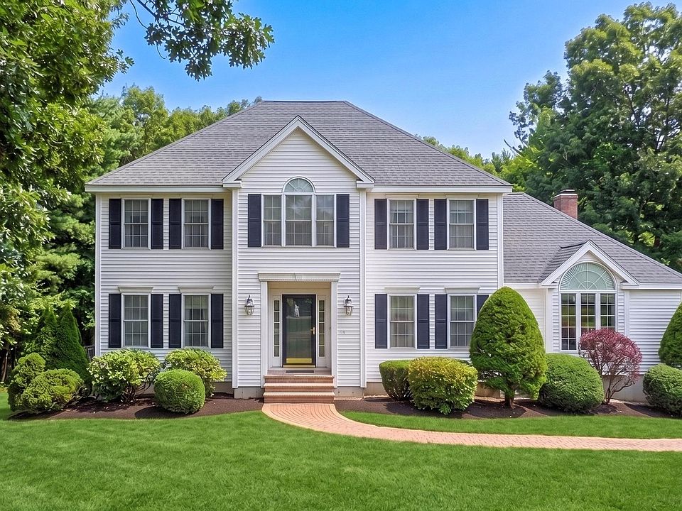 1st image of 70 Ellyson Avenue