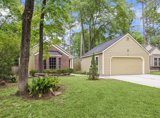 30 Camberwell Ct, Spring, TX 77380
