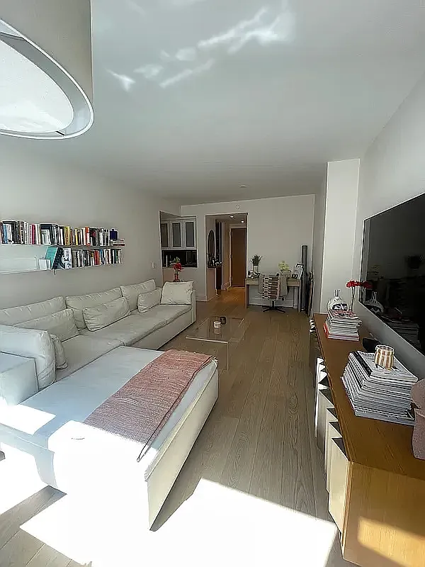 210 Warren Street — Photo 3