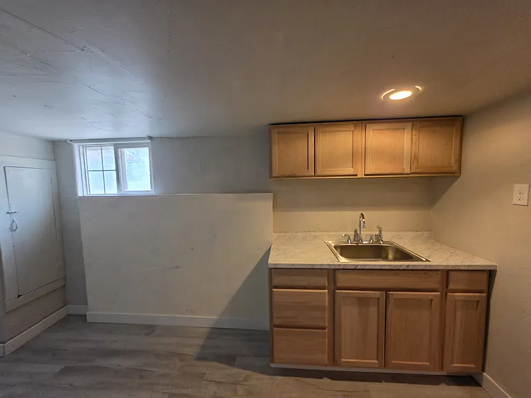 801 Chipeta Ave #4 — Photo 3