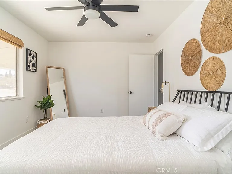 61660 Valley View Dr — Photo 12