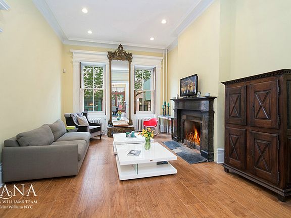 2nd image of 19 Bethune St