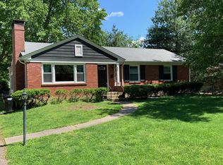 205 Tyne Rd, Bellewood, KY 40207