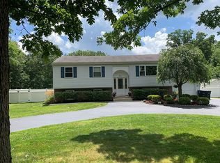 848 E Malaga Rd, Williamstown, NJ 08094