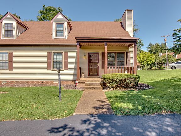 3rd image of 1111 Quail Ct W
