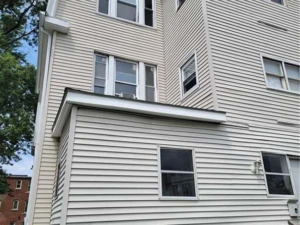 125-127 Magnolia Street, Hartford, CT 06112