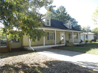 3200 Portsmouth St, Hopewell, VA 23860