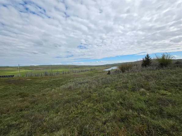 1 Paradise Dr, Cardston County, AB T0K 2M0