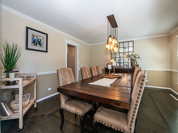 4th image of 3206 Charlemagne Ln