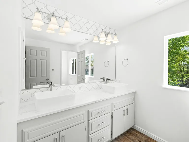 1630 E Ridgemark Dr — Photo 14