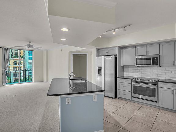 5th image of 600 S Dixie Hwy #639-1