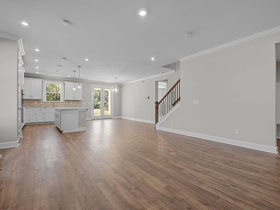 7th image of this home