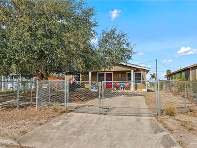 809 N Nogales St, Alton, TX, 78573