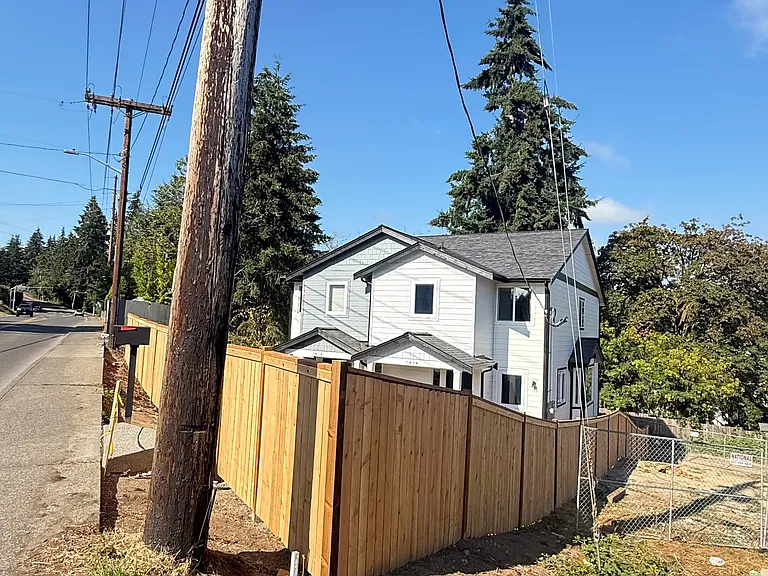 1416 Sidney Ave #1416 — Photo 3