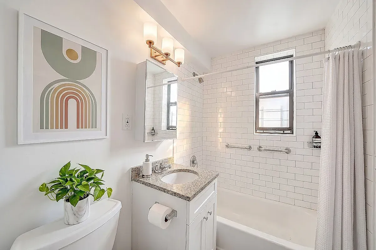 1201 Ocean Parkway — Photo 4