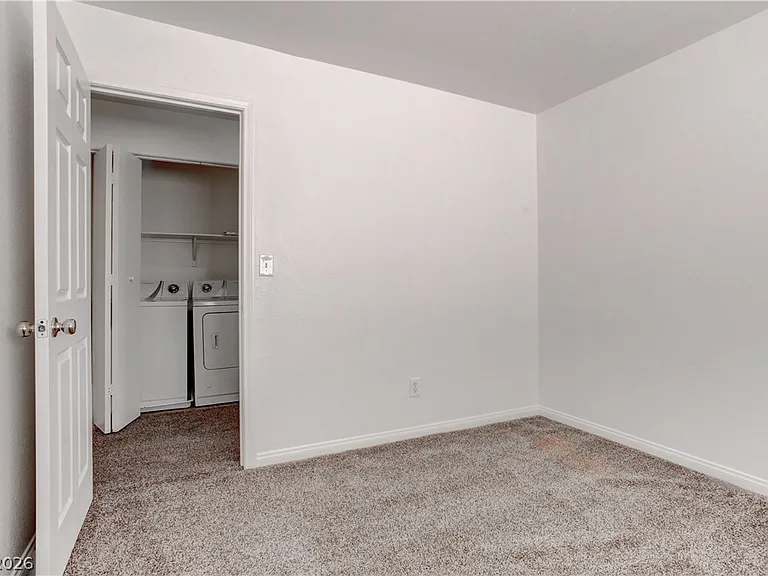 1195 Sweet Orange St — Photo 29