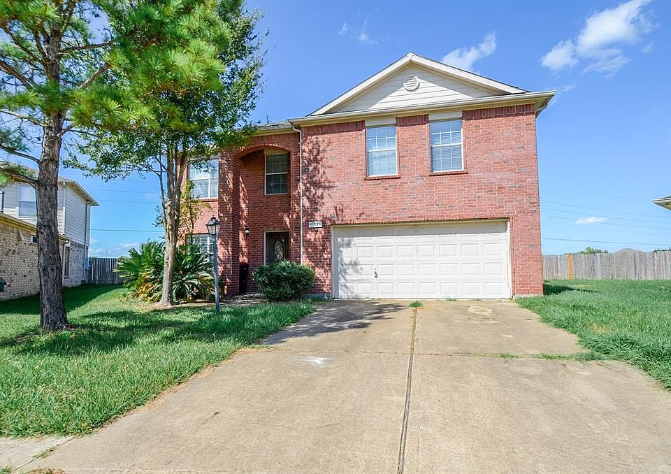 1st image of 17034 Irish Oaks Ct