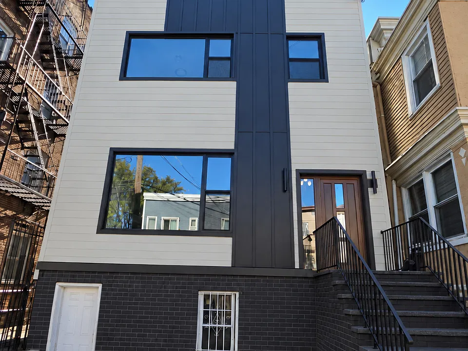 67 Poplar St #3