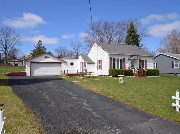 240 South Dann STREET, Whitewater, WI 53190