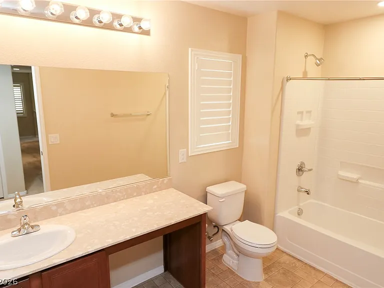 10624 Derby Peak Ln — Photo 20