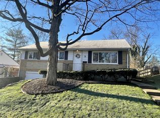 5 Illona Dr, Cincinnati, OH 45218