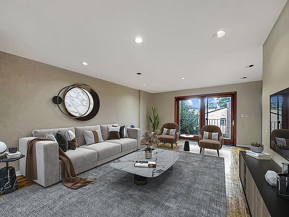 4th image of 260 Grasmere Dr #1