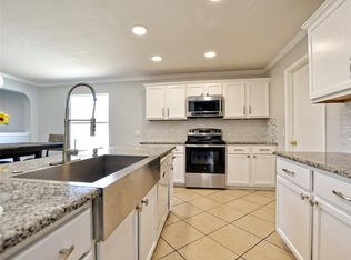 1557 Kenneys Way, Round Rock, TX 78665