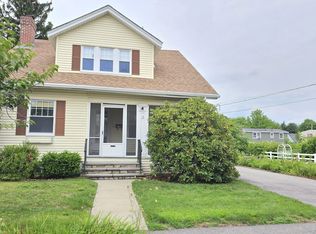 21 Arbutus Rd, Worcester, MA 01606