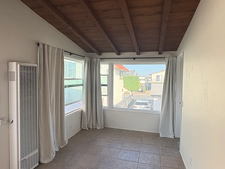 119 Avenida Del Poniente #C — Photo 4