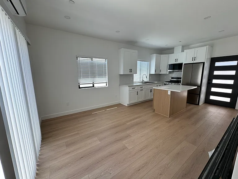 6457 Amigo Ave — Photo 7